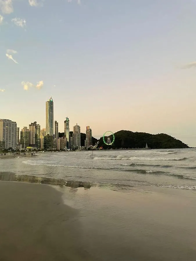 Apartamento Com Vista Para O Mar Na Av Atlantica Em Balneario Camboriu Apartment