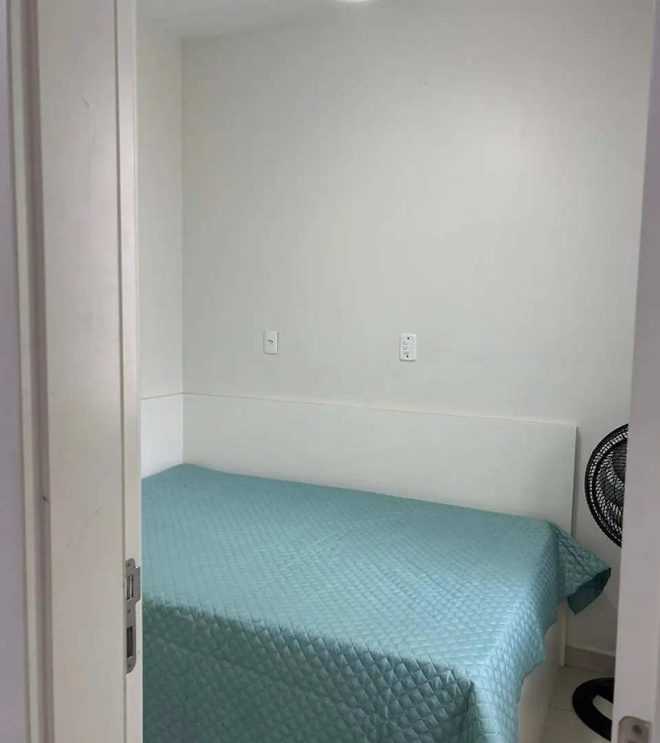 Apartamento Com Vista Para O Mar Na Av Atlantica Em Balneário Camboriú